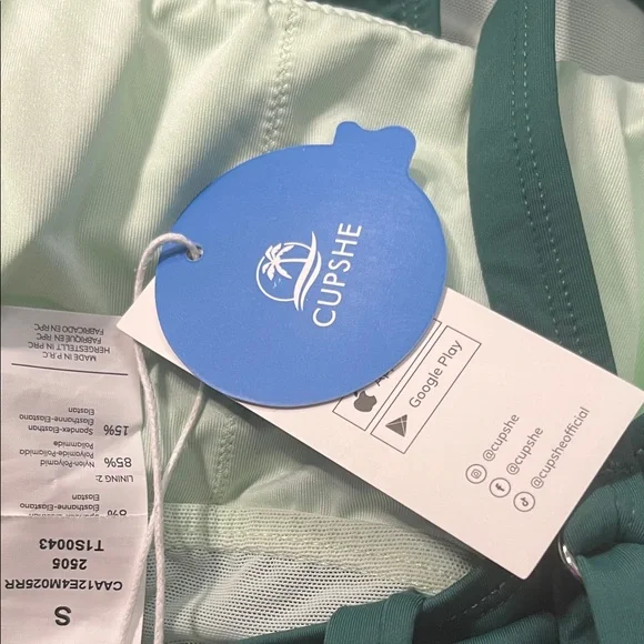 🎉HP🎉Cupshe Green One Piece Swimsuit - Picture 6 of 8